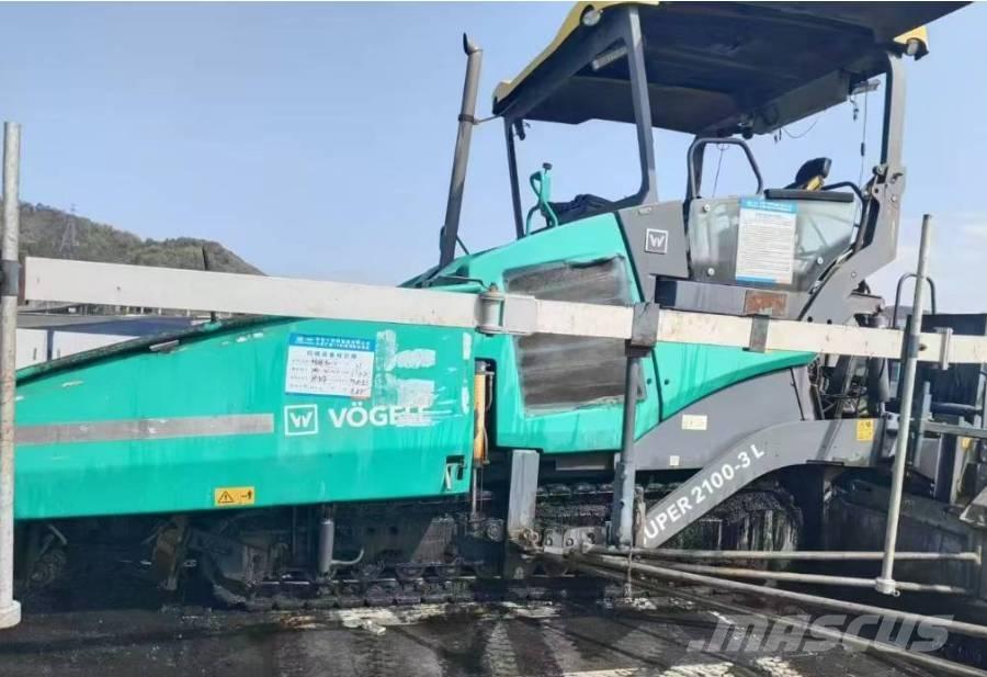 Vögele 2100-3 Asfalta klājēji