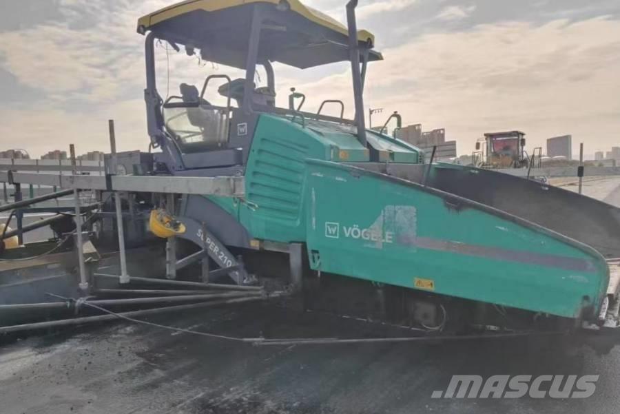 Vögele 2100-3 Asfalta klājēji