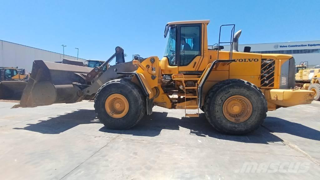 Volvo L 180 F Iekrāvēji uz riteņiem