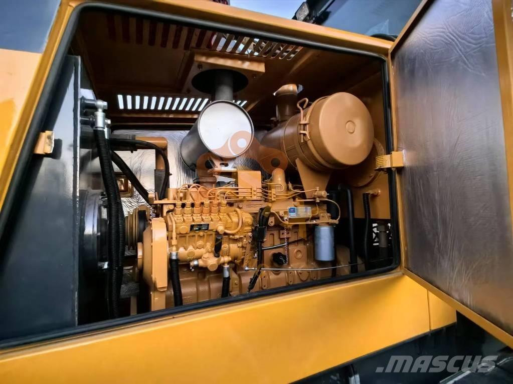 XCMG GR 2153 Greideri