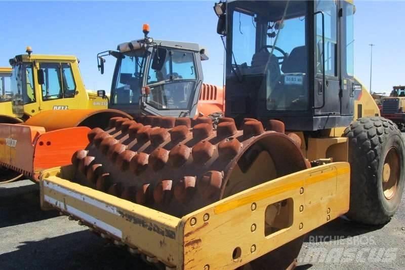 CAT CP533E Kombinētie veltņi