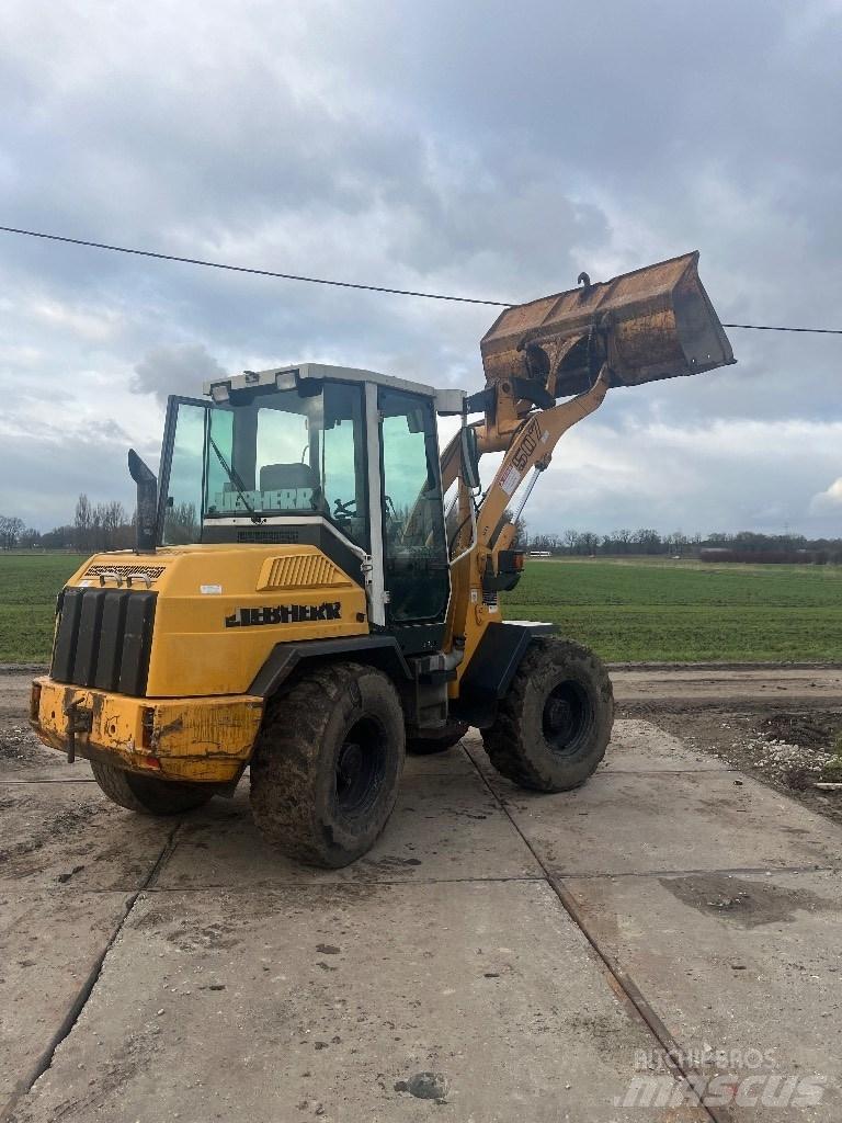 Liebherr 507 Iekrāvēji uz riteņiem