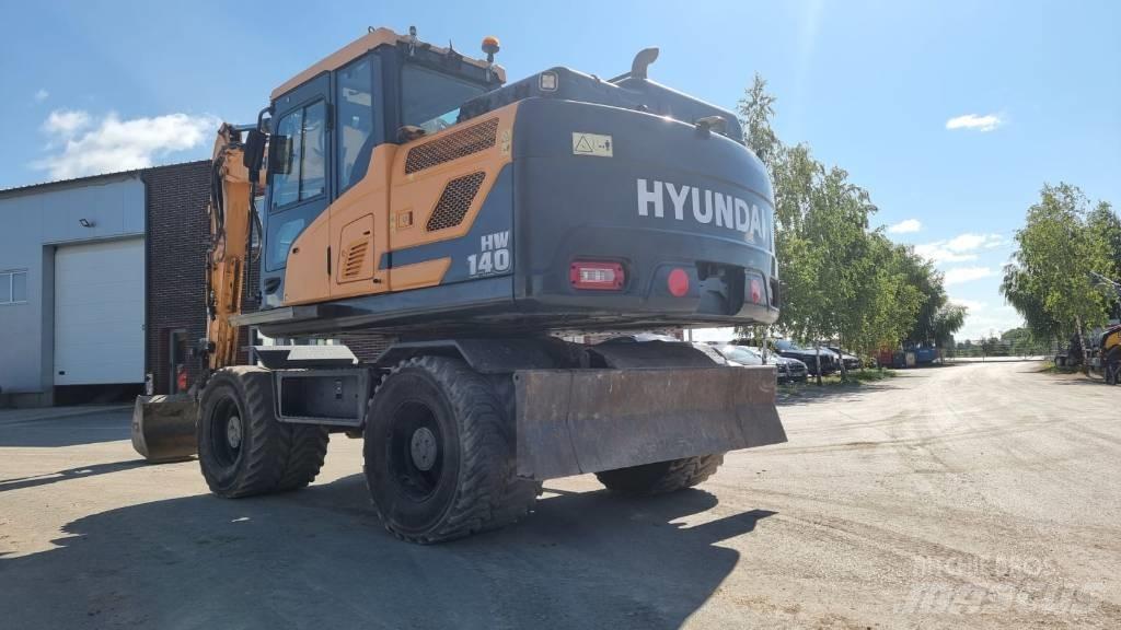 Hyundai HW 140 Ekskavatori uz riteņiem