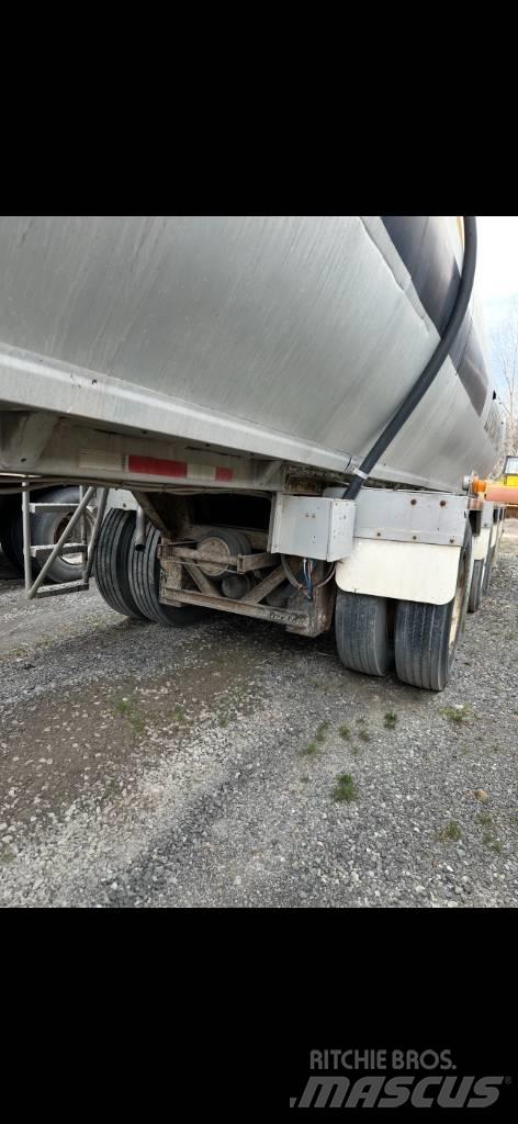 Remtec 4 AXLES Autocisternas