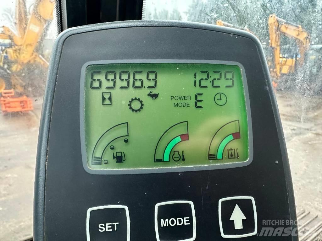 JCB JZ 255 LC Kāpurķēžu ekskavatori