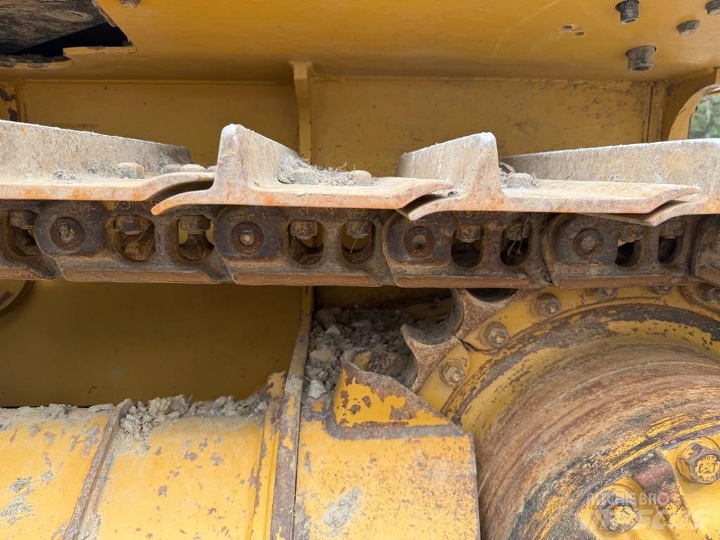 CAT D3 Kāpurķēžu buldozeri