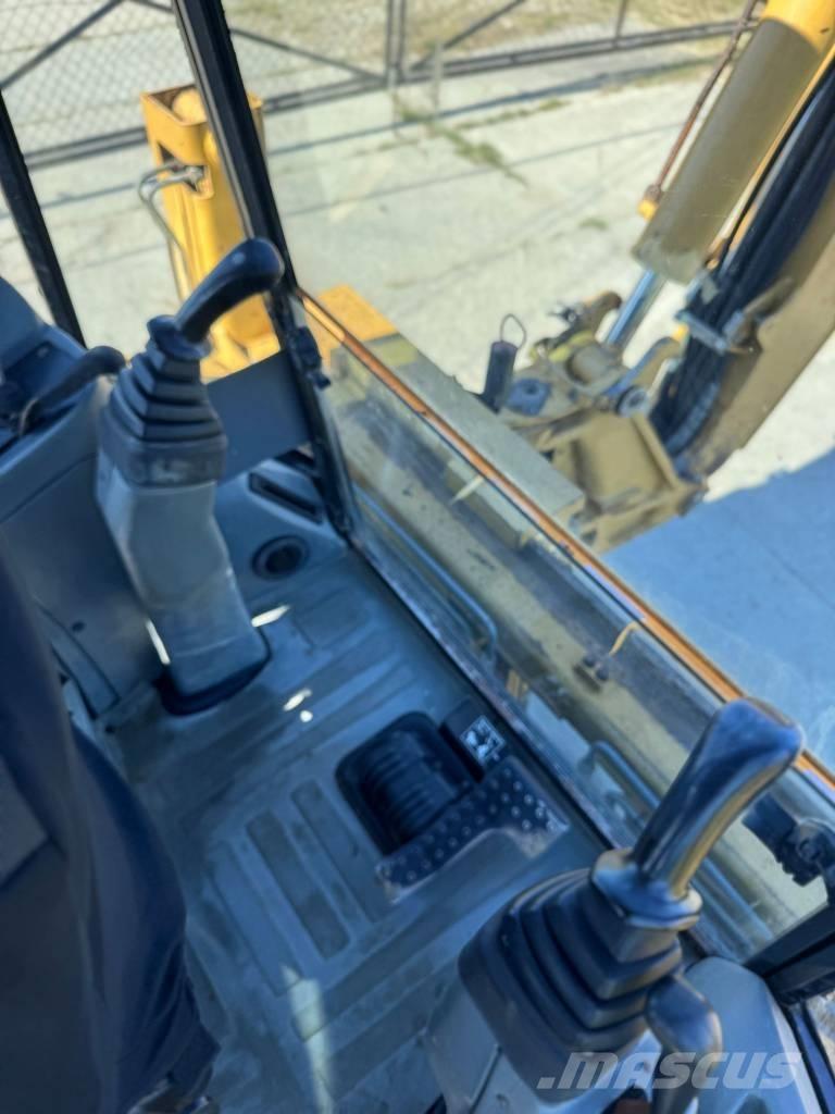 CAT 432 D Ekskavatori-iekrāvēji
