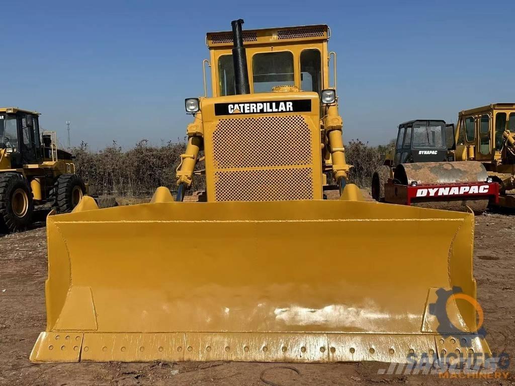CAT D8K Kāpurķēžu buldozeri