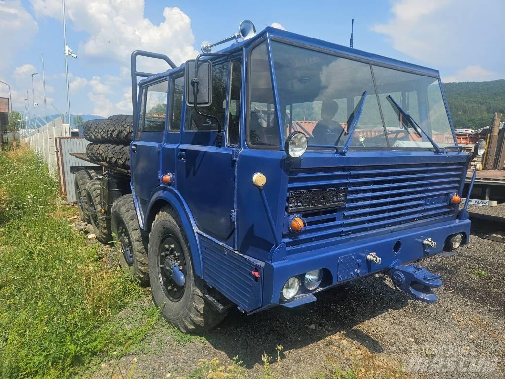 Tatra 813 8x8 KOLOS Šasija ar kabīni