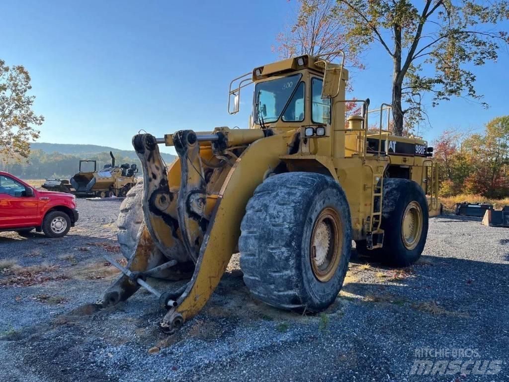 CAT 988 F Iekrāvēji uz riteņiem