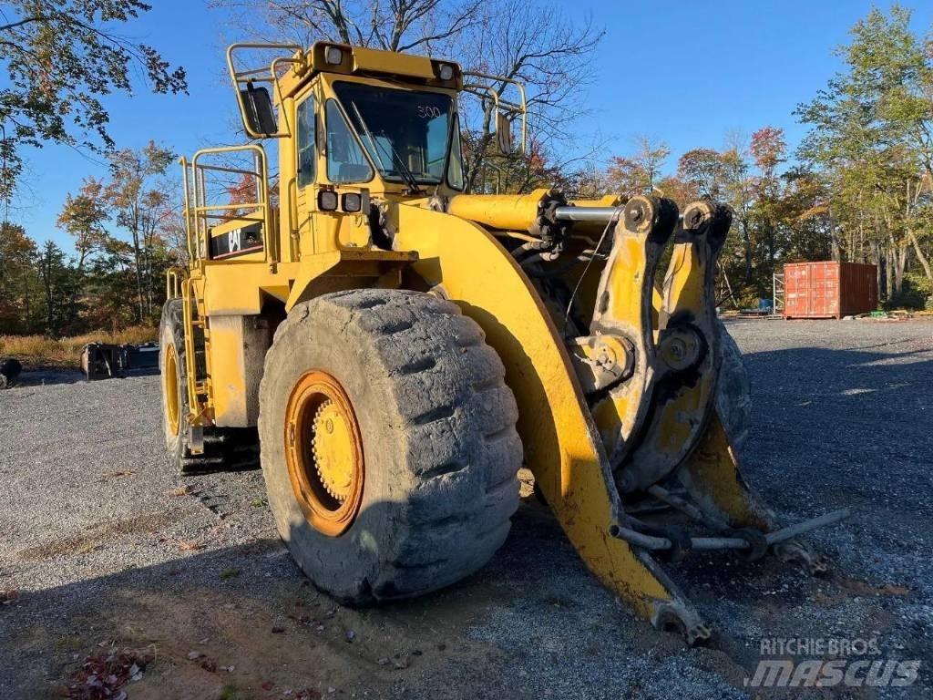 CAT 988 F Iekrāvēji uz riteņiem