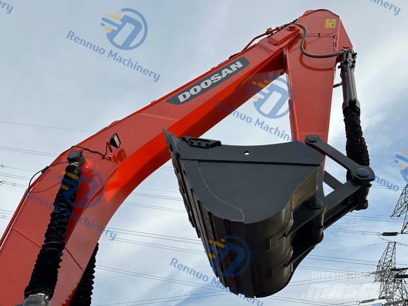 Doosan DX 300LC-9C Kāpurķēžu ekskavatori