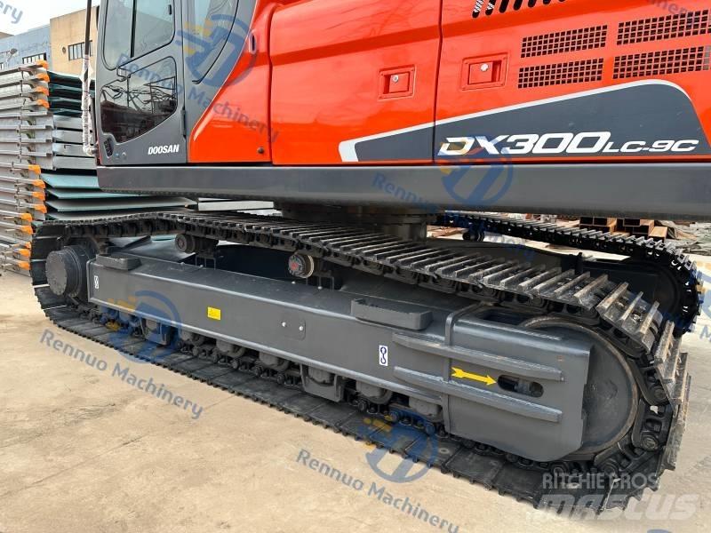Doosan DX 300LC-9C Kāpurķēžu ekskavatori