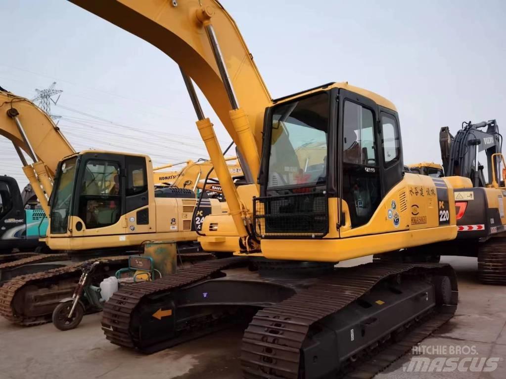 Komatsu PC 220-7 Kāpurķēžu ekskavatori