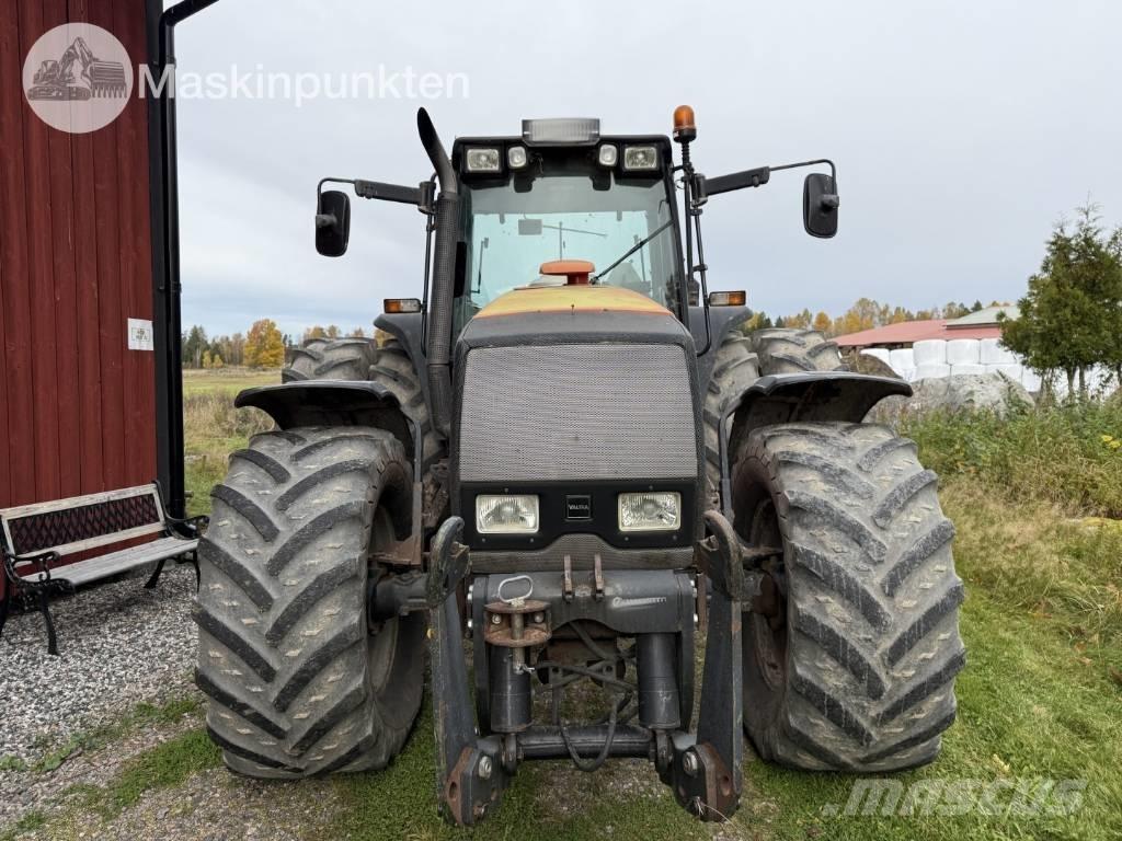 Valtra Valmet 8350-4 Traktori