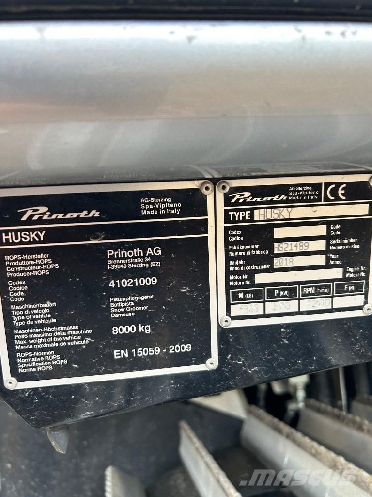 Prinoth Husky Sniega traktori