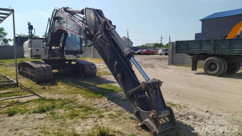 Hidromek HMK 220LC Kāpurķēžu ekskavatori