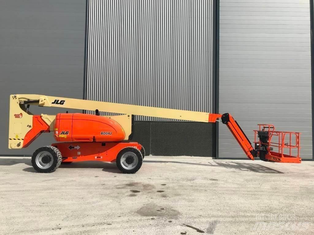 JLG 800 AJ Strēles pacēlāji