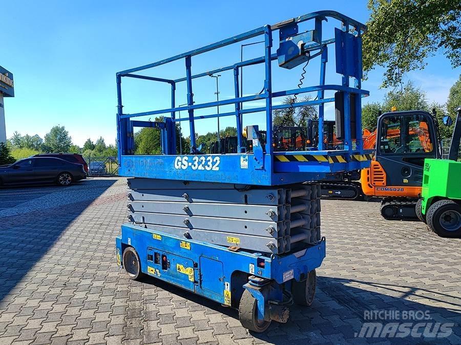 Genie GS-3232 Šķerveida pacēlāji