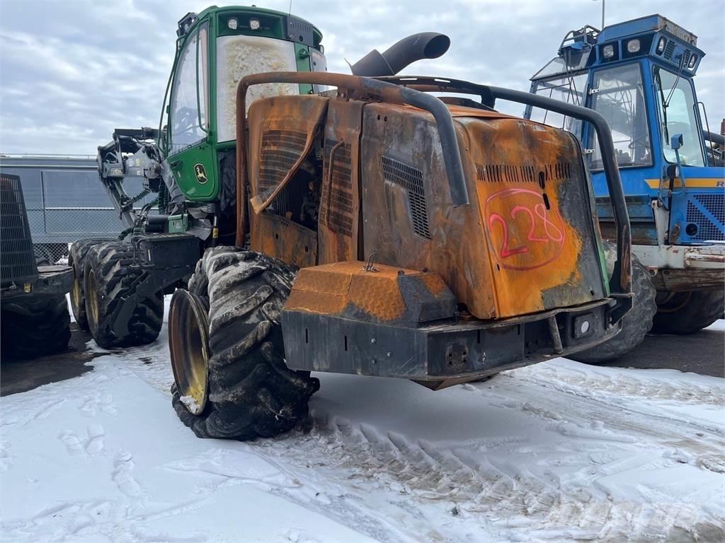 John Deere 1270G Harvesteri