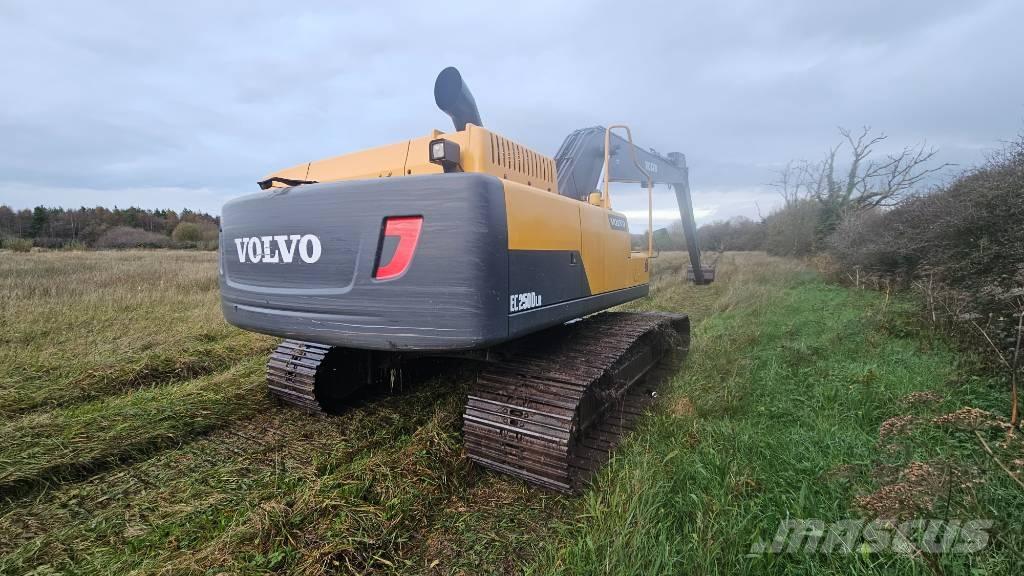 Volvo EC 250 D LR Kāpurķēžu ekskavatori