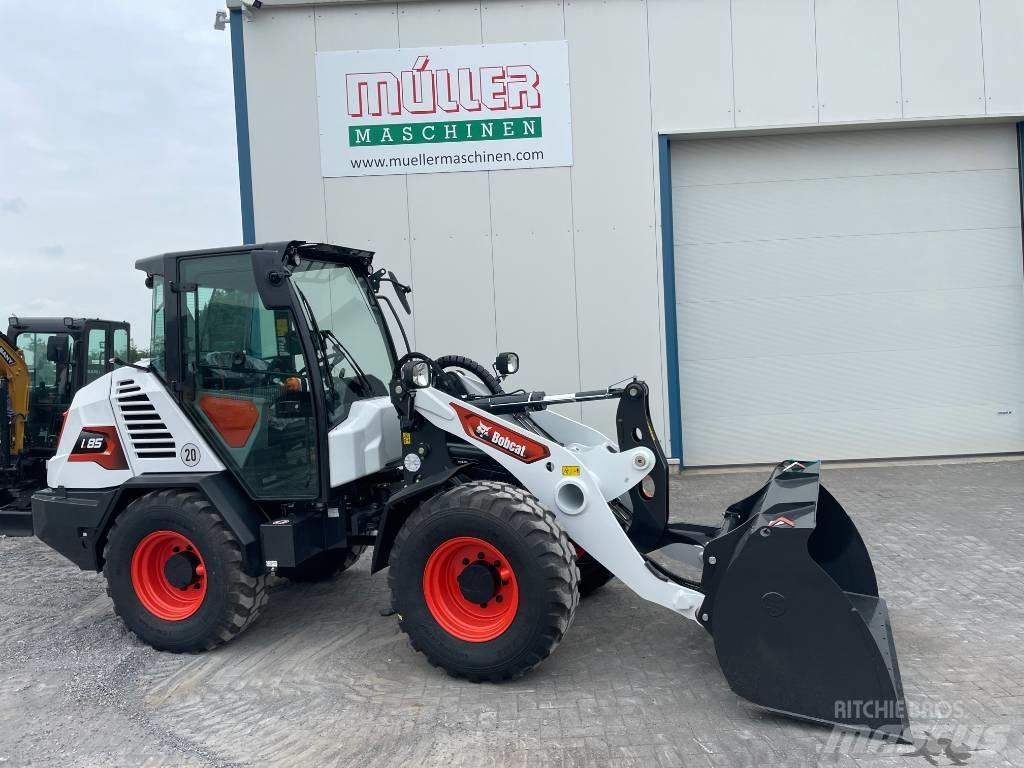 Bobcat L85 Iekrāvēji uz riteņiem