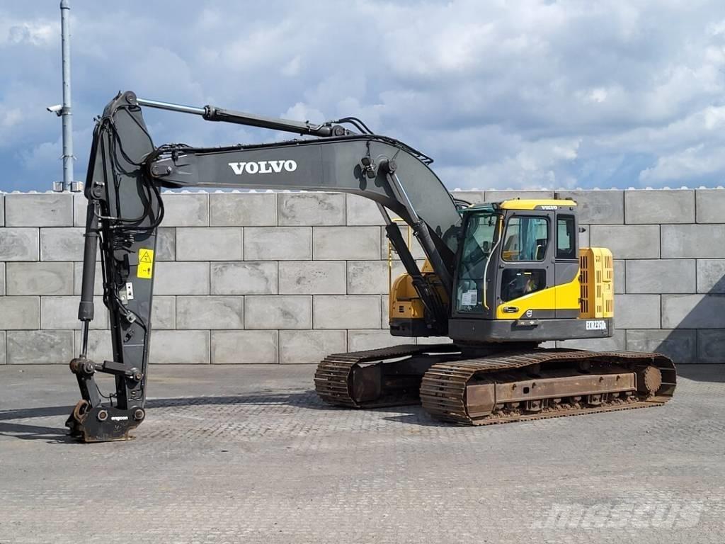 Volvo ECR 235 DL Kāpurķēžu ekskavatori
