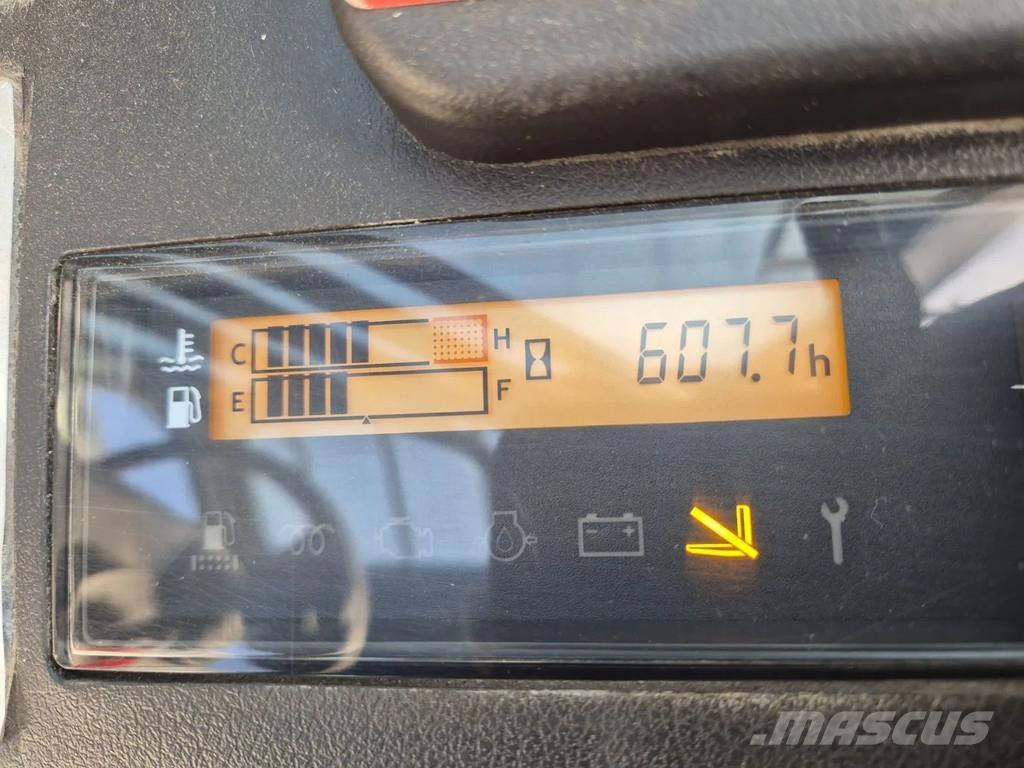 Toyota 40-8fd45n Tehnika ar dīzeļa dzinēju