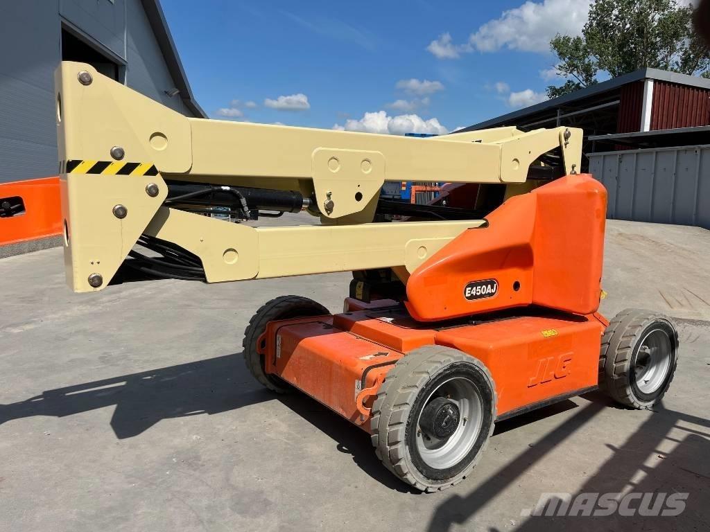JLG E 450 AJ Strēles pacēlāji