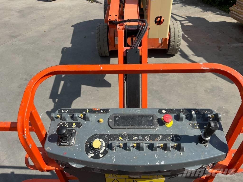 JLG E 450 AJ Strēles pacēlāji