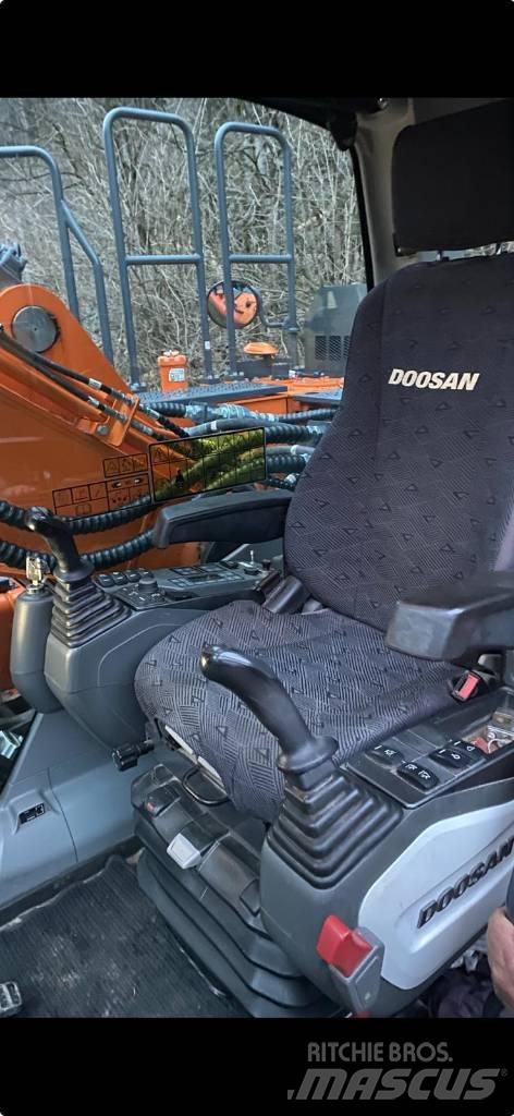 Doosan DX 235 NLC-5 Kāpurķēžu ekskavatori