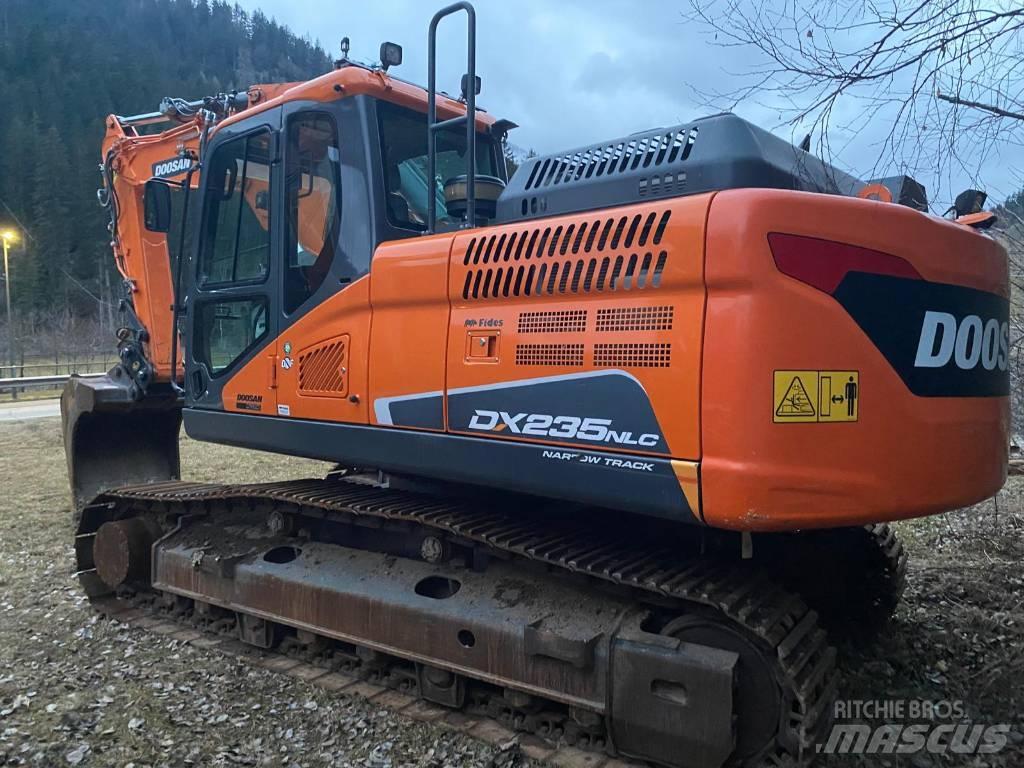Doosan DX 235 NLC-5 Kāpurķēžu ekskavatori