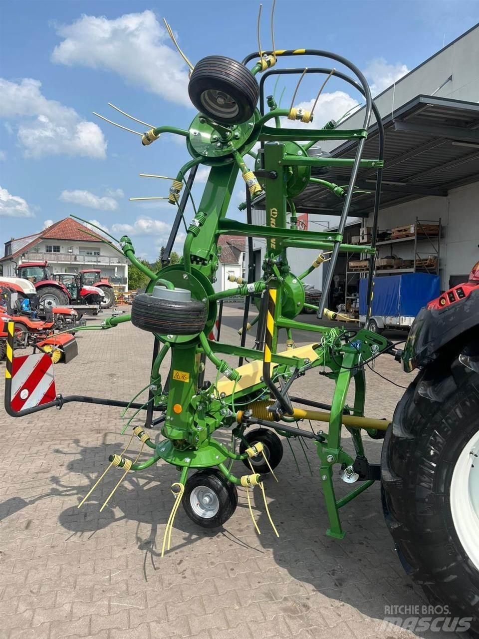 Krone VENDRO 680 Grābekļi un siena ārdītāji