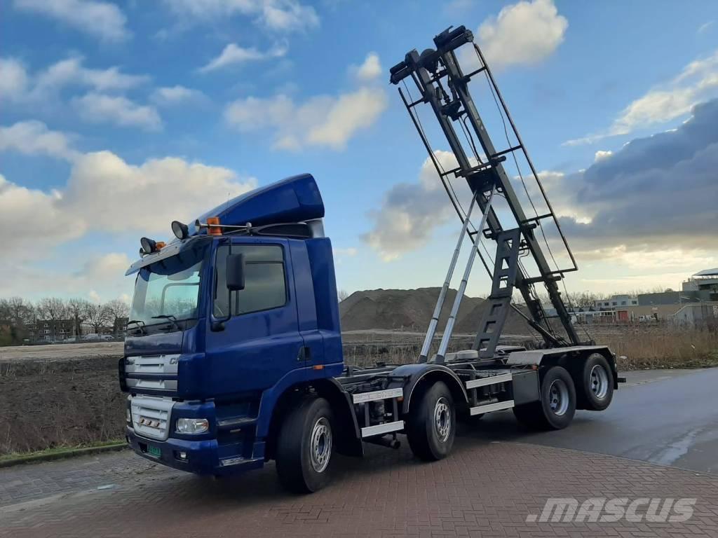DAF cf85.480 8x2 Treileri ar āķi