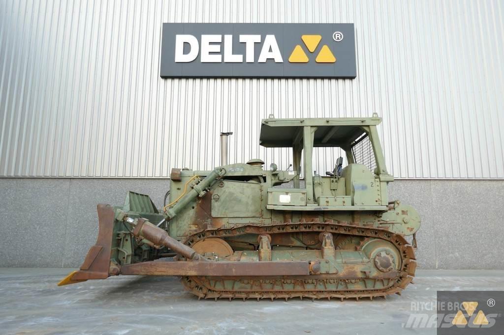 CAT D7F Ex-army Kāpurķēžu buldozeri