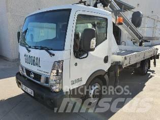 Nissan CABSTAR NT400 Pacēlāji uz automašīnas bāzes