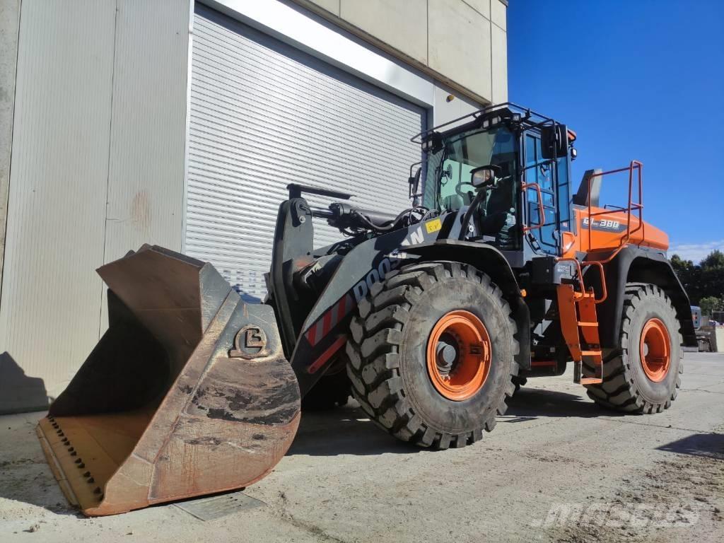 Doosan DL 380-7 Iekrāvēji uz riteņiem