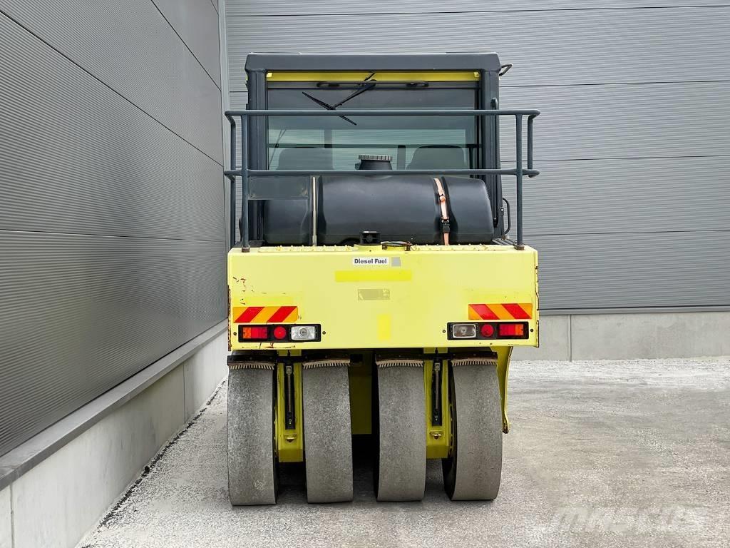 Ammann AP 240 Pneimatiskie veltņi