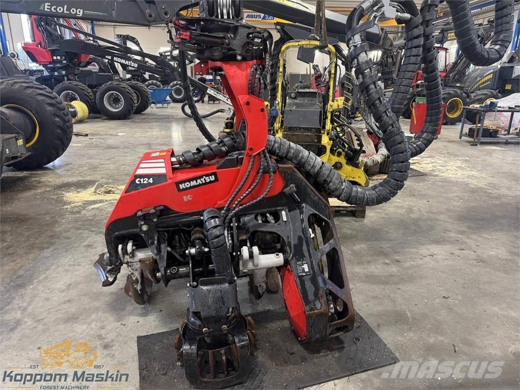 Komatsu C124 Hārvesteru kausi