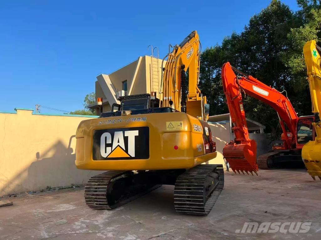 CAT 320 D Kāpurķēžu ekskavatori