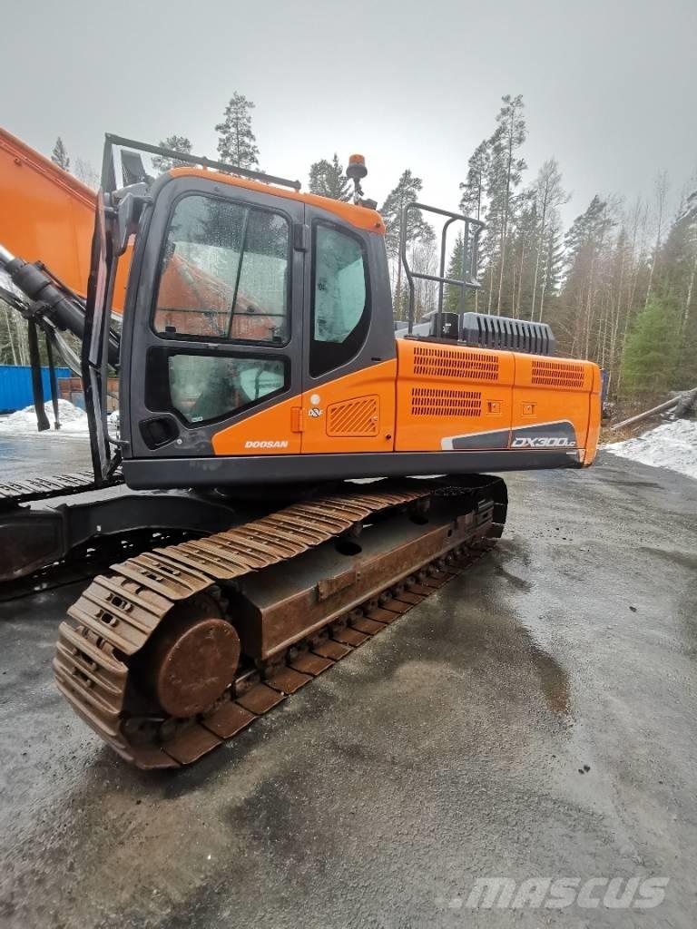 Doosan DX 300 LC-5 Kāpurķēžu ekskavatori