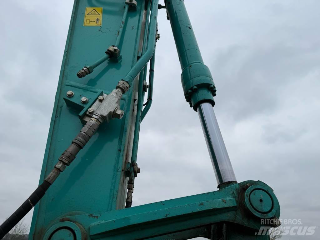 Kobelco SK130LC-11 Kāpurķēžu ekskavatori