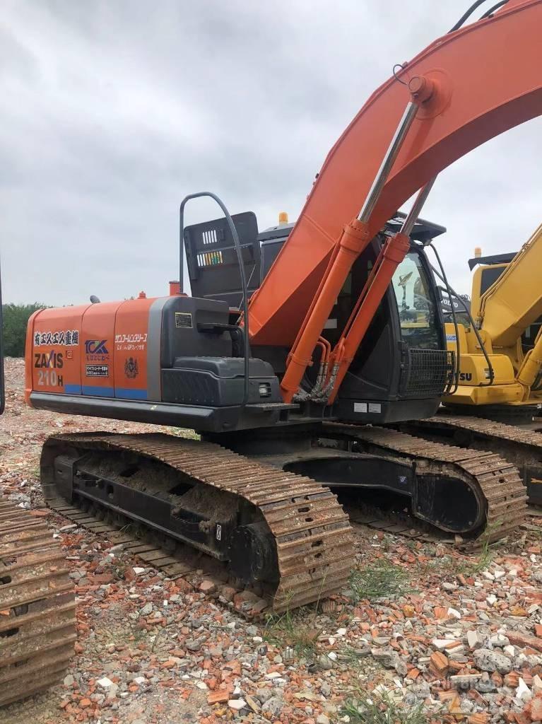 Hitachi ZX 210 Kāpurķēžu ekskavatori
