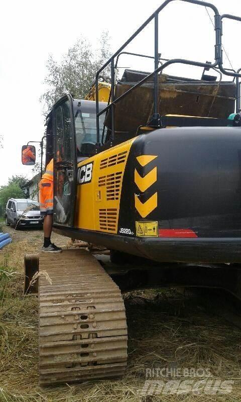JCB JS220LC Kāpurķēžu ekskavatori