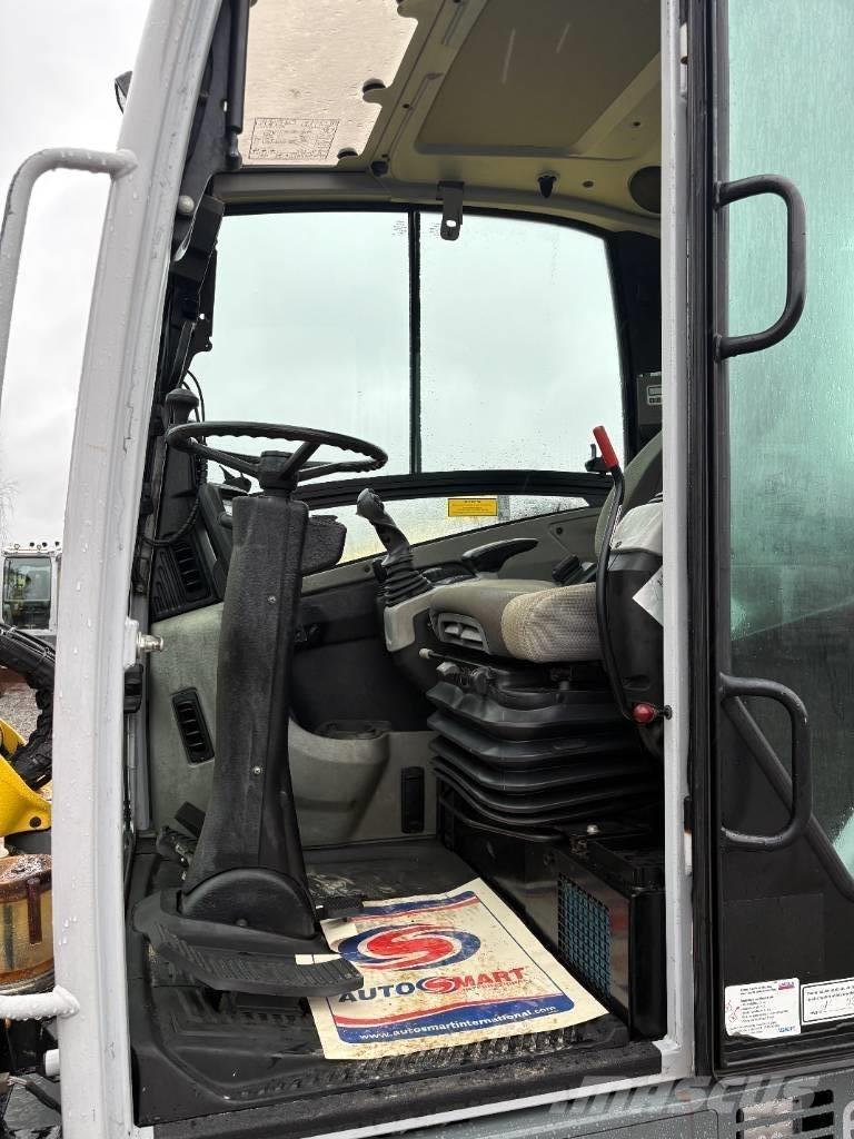 Wacker Neuson EW65 Ekskavatori uz riteņiem