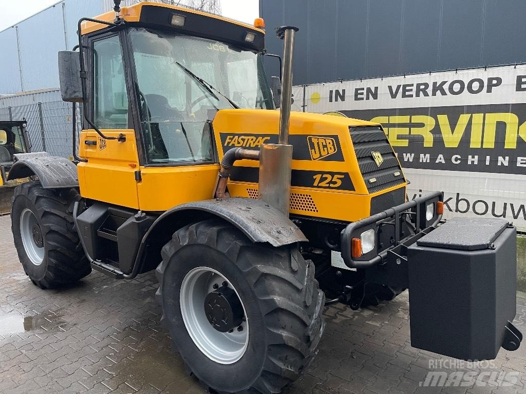 JCB Fastrac 125 Traktori