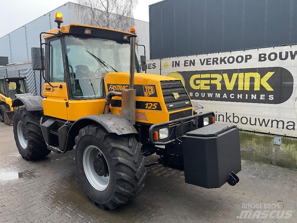 JCB Fastrac 125 Traktori