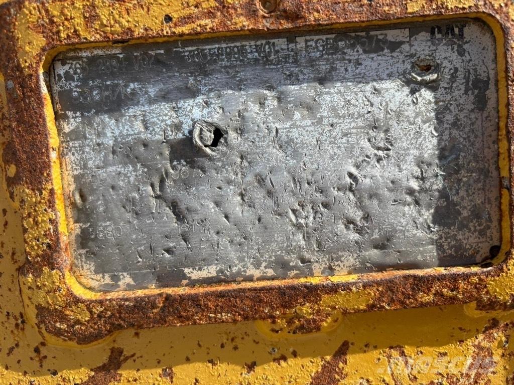 CAT 980 Bucket Kausi