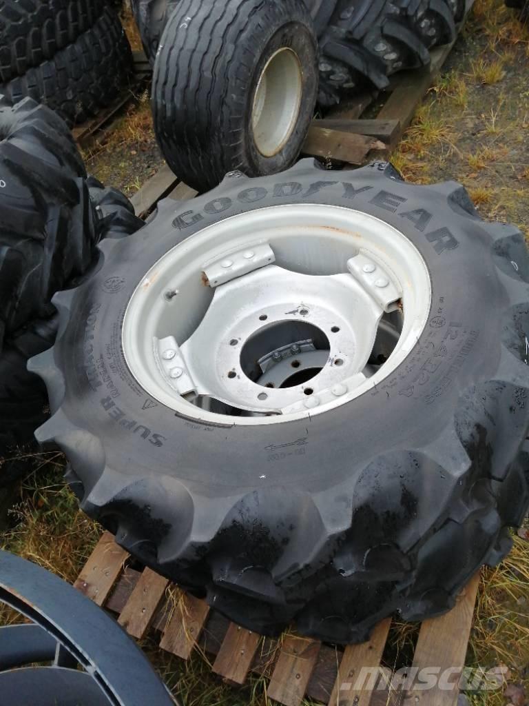 Goodyear 12,4r24 Riepas, riteņi un diski