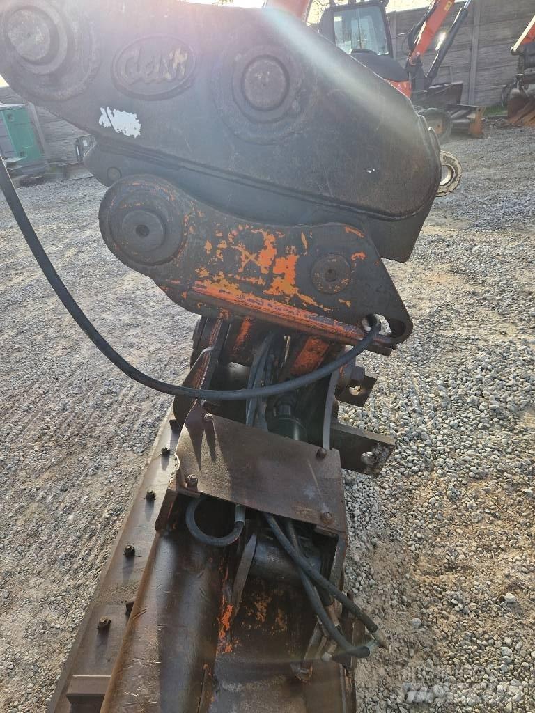 Hitachi ZX 160 LC-5 Kāpurķēžu ekskavatori